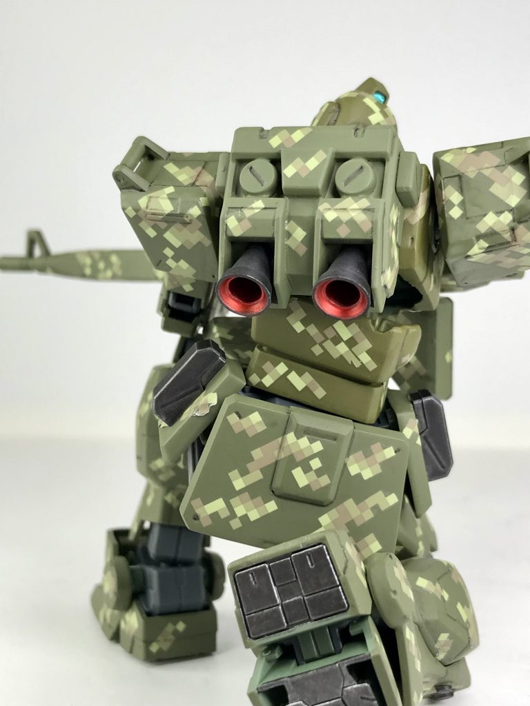 後ろから。（俺の後ろに立つな！と言われそうですが）