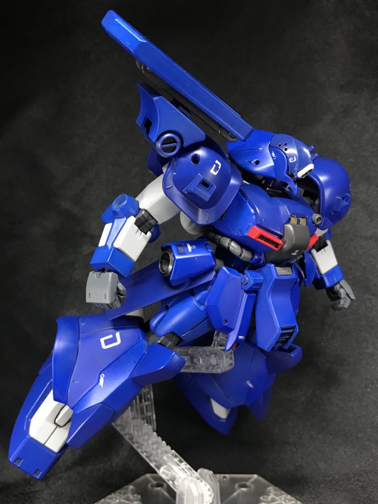 ビームキャノンを撃ち尽くして、ミサイルもありったけぶっ放してシールドもベコベコになったら全部パージして戦線離脱! 戦場に残るは、連邦の雑兵共の残骸のみ・・っ!  ちなみにニューディサイズのデカールはギリシャ数字の「D」を少しカットして貼っただけです☝🏻