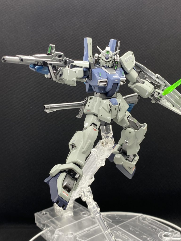 彼は物語の序盤は何に乗っていたのか、と想像した時、派閥がジャミトフ側だったことを考えると、本当は最初はMk-Ⅱに乗っていたのではないか!4号機あったんじゃないか! そして、Gディフンサーだってアナハイムのことだから、ティターンズにも提供していたはず! と妄想が膨らみ、2ヶ月かけて、こいつを仕上げました。