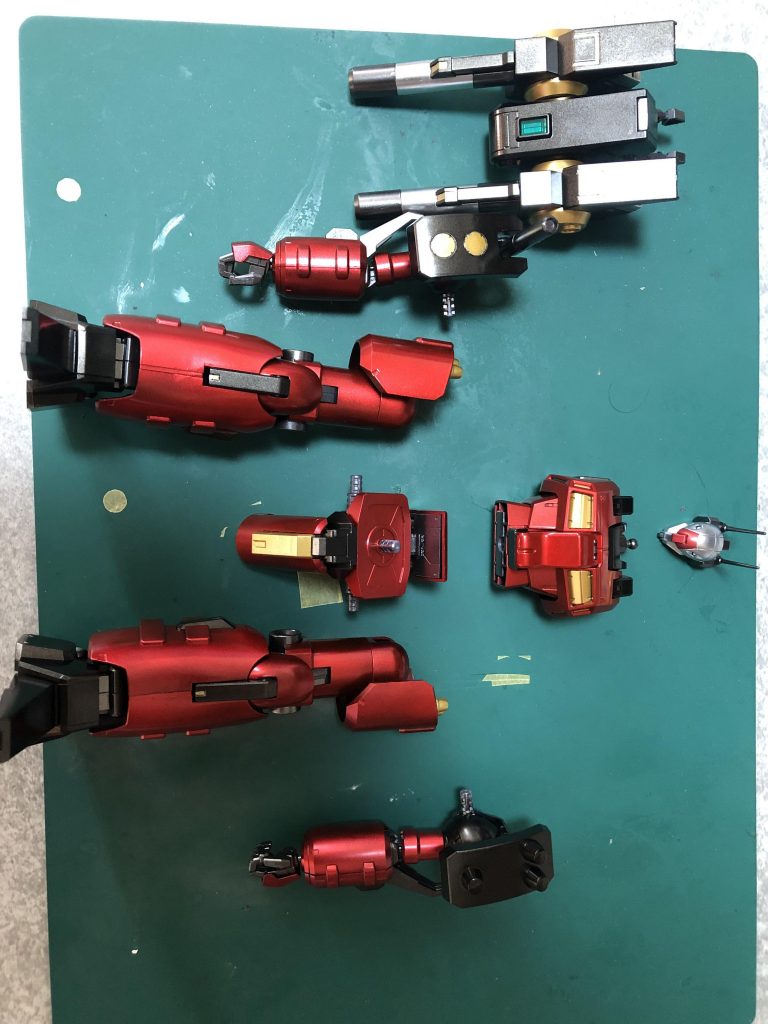 組み立て前の儀式。このタイミングが一番ワクワクします。