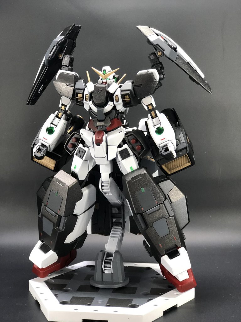 アーマーと合体してシュトルツヴァーチェとなりますドイツ語で誇りって意味らしいですねタンクと言えば重装騎士、騎士と言えば誇りって勝手な偏見の重ねがけですヴァーチェのどっしり感を残しつつ、細マッチョ感が出せたと思います