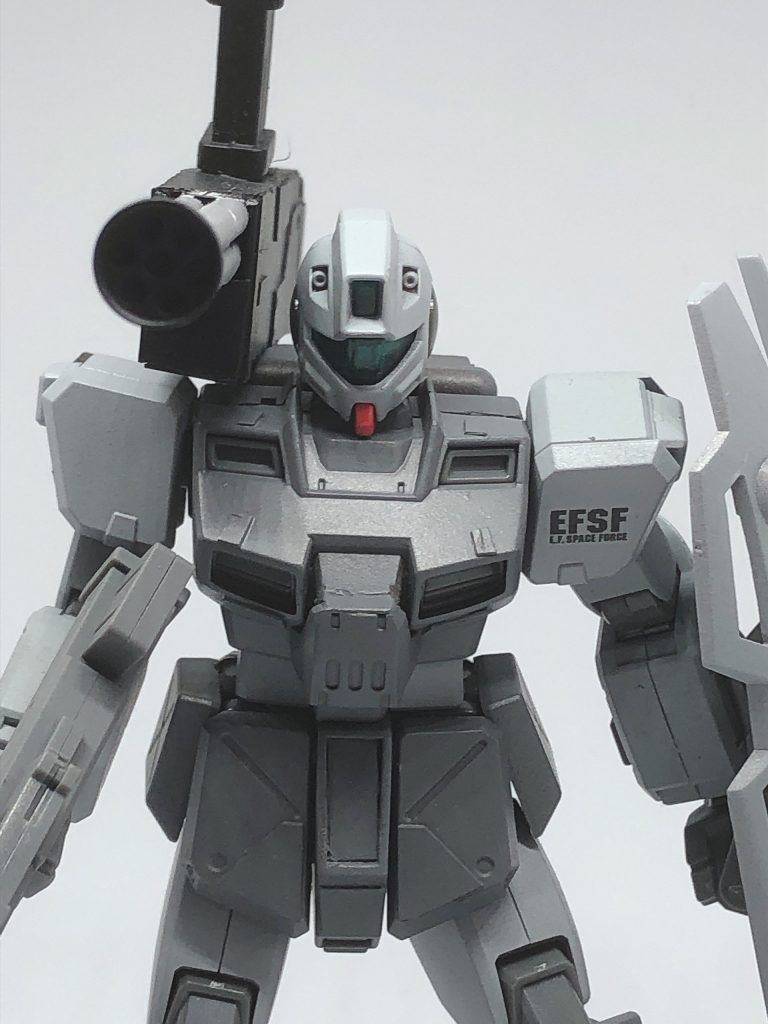 カラーリングは以前製作したゲルググのカラーリングが気に入りそれと同じ物を使用しました