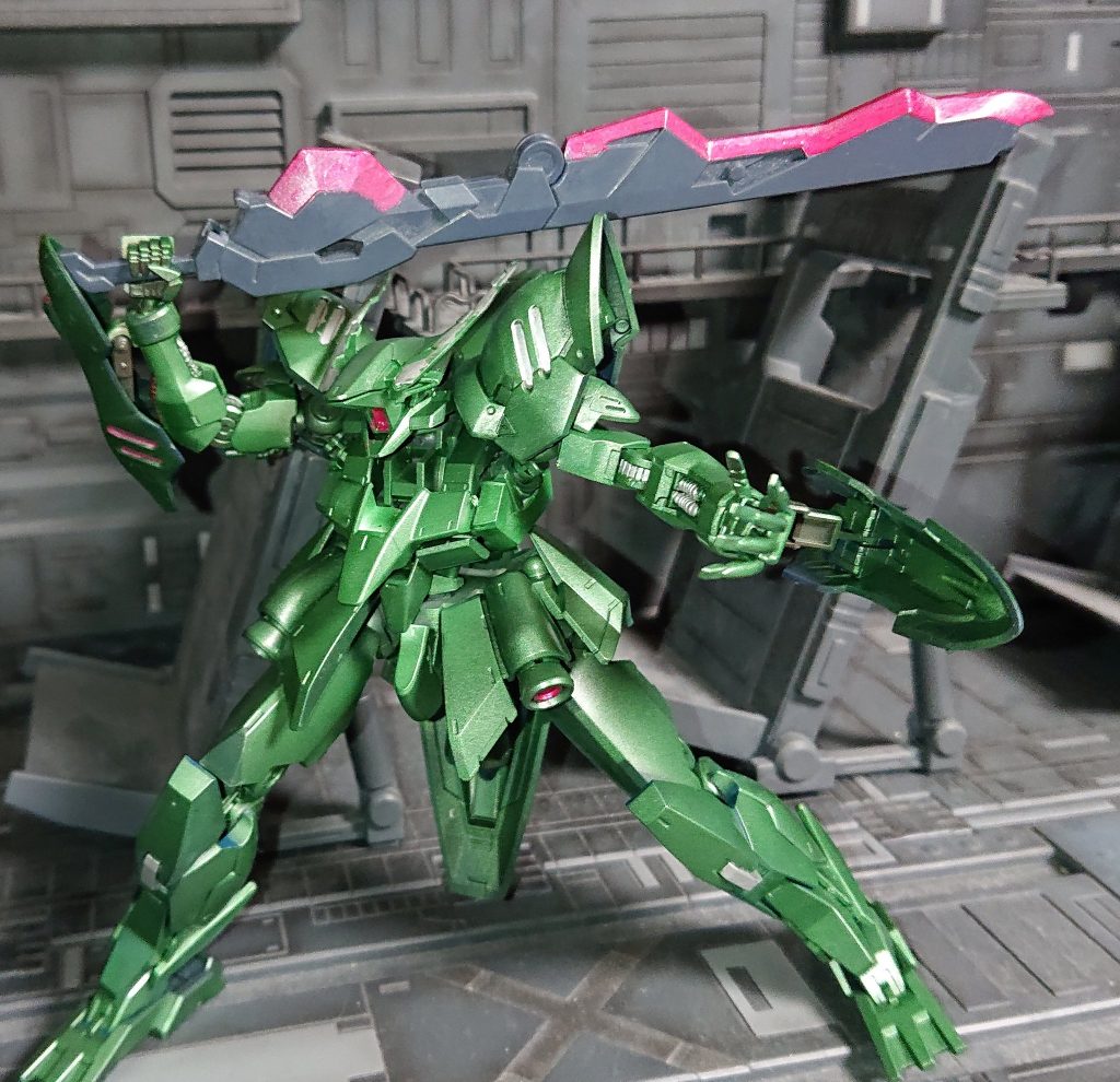 レギンレイズ・ヘイズルーン–5枚目/制作者：アレス