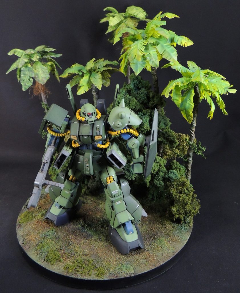 ジャブロー基地の守備隊のイメージでのディスプレイです。