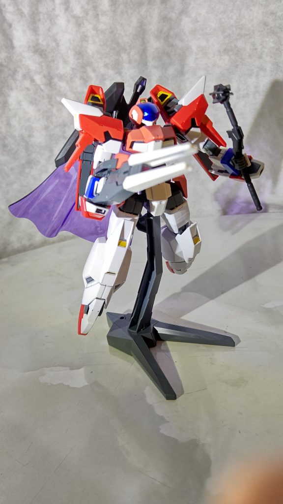 AGE3量産計画においてロールアウト間もなく鹵獲され為、運用データが不足していたオービタル。そのパーツをマッドーナ工房協力の元一部再生しクランシェに取り付けて試験運用してみた、という 脳内設定。