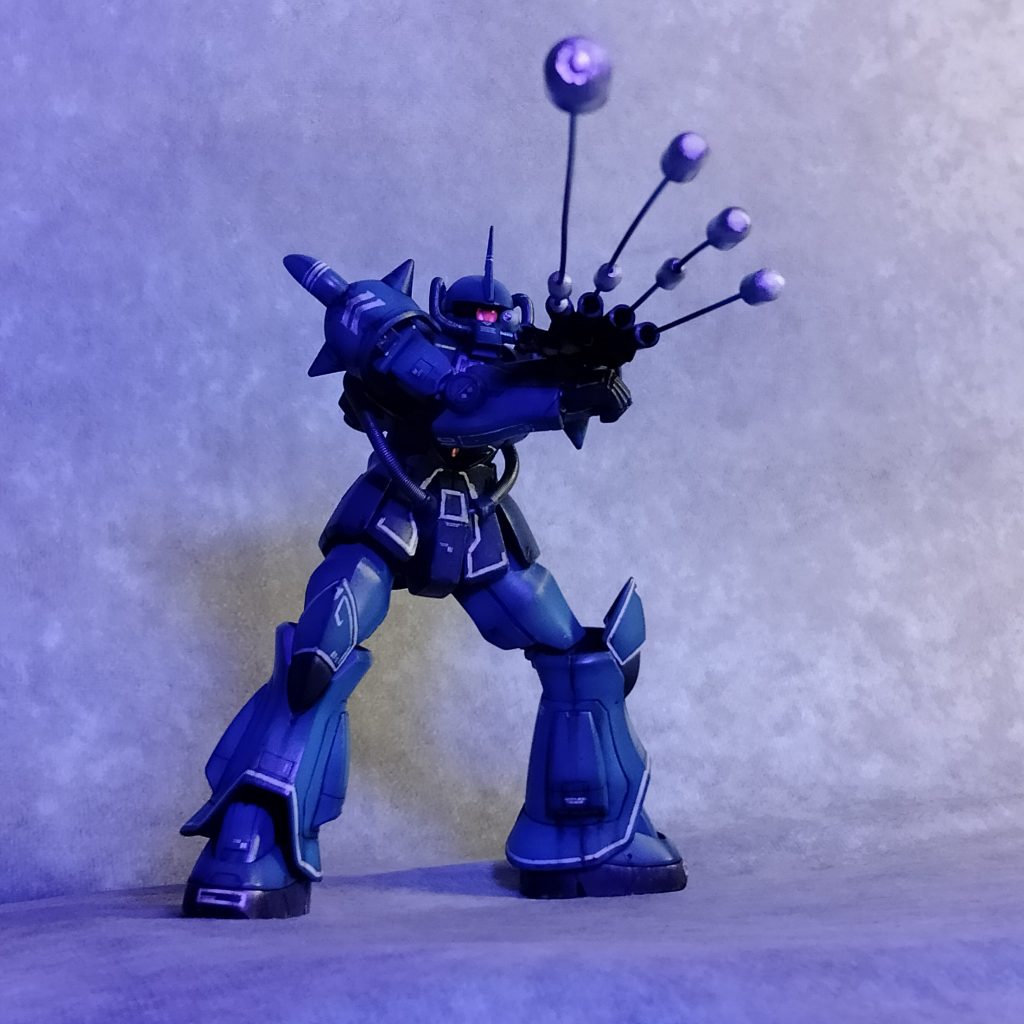 大河原グフ–3枚目/制作者：アイ ブラウ