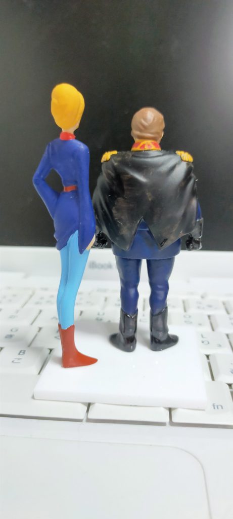 それにしても、ラル大尉の声の広瀬さん。ゴステロ、カン・ユー、ニーバと、ユニークなキャラが多いのですが、ラル大尉の渋さからあの殺人鬼までと、振り幅広くて好きです。特にゴステロはお気に入りですね。話は飛びますが、北斗の拳のアミバとかやって欲しかった。このMGシリーズ、まだまだいっぱいあるので、組み立てに疲れたらまたやろうと思ってます。