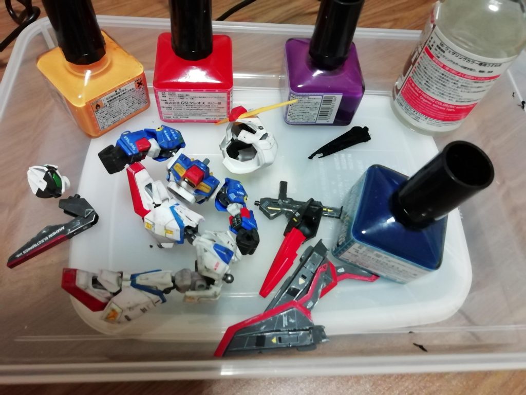 ブラッシュアップしている最中です色々なウェザリングカラーを使いました