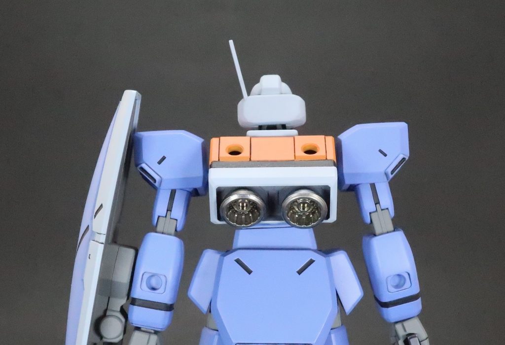 今回、今後の作品のための練習、ということでバーニアにボーンペイントのメッキ調塗料を使ってみました。ちょっと失敗しましたが鏡面のような反射は得られたので良しとしました。