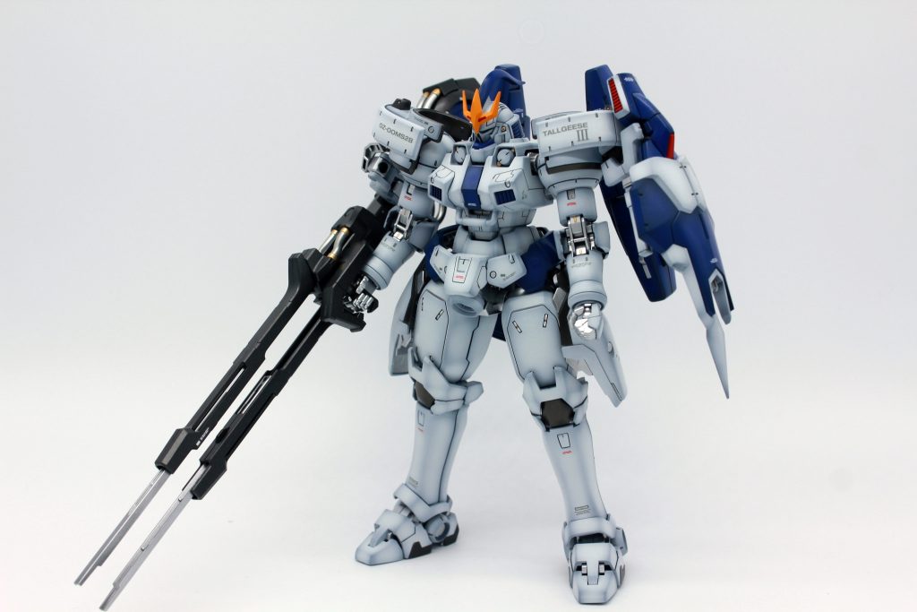 基本の配色は変更せず、一部分にアクセントとして黒鉄色をいれてあります。