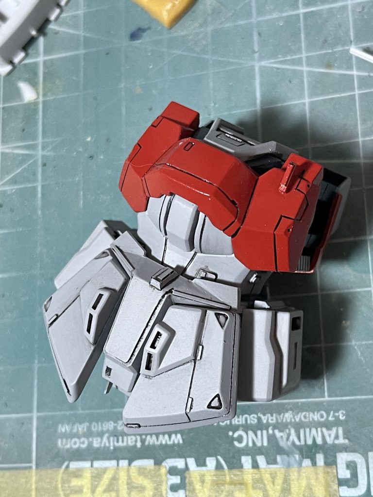 先日ニコイチで作ったもののパーツが大量に余っているので、それらを供養するために使っていきます。MK2、ヘイズルなどを行き当たりばったりで合わせていってます。