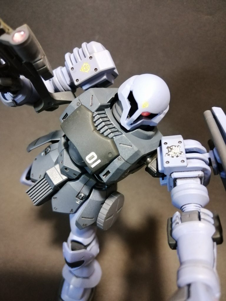 正面アップ。 カメラ部に絶版ルミドームピンク。本土防空隊のデカールがワンポイント。 使用水性カラー、すみれ色、ミディアムブルー、ジャーマングレイ、NATOブラック。 スマホ撮りなのでちょっと色変わってますがご容赦を。最後までご覧いただきありがとうございました。