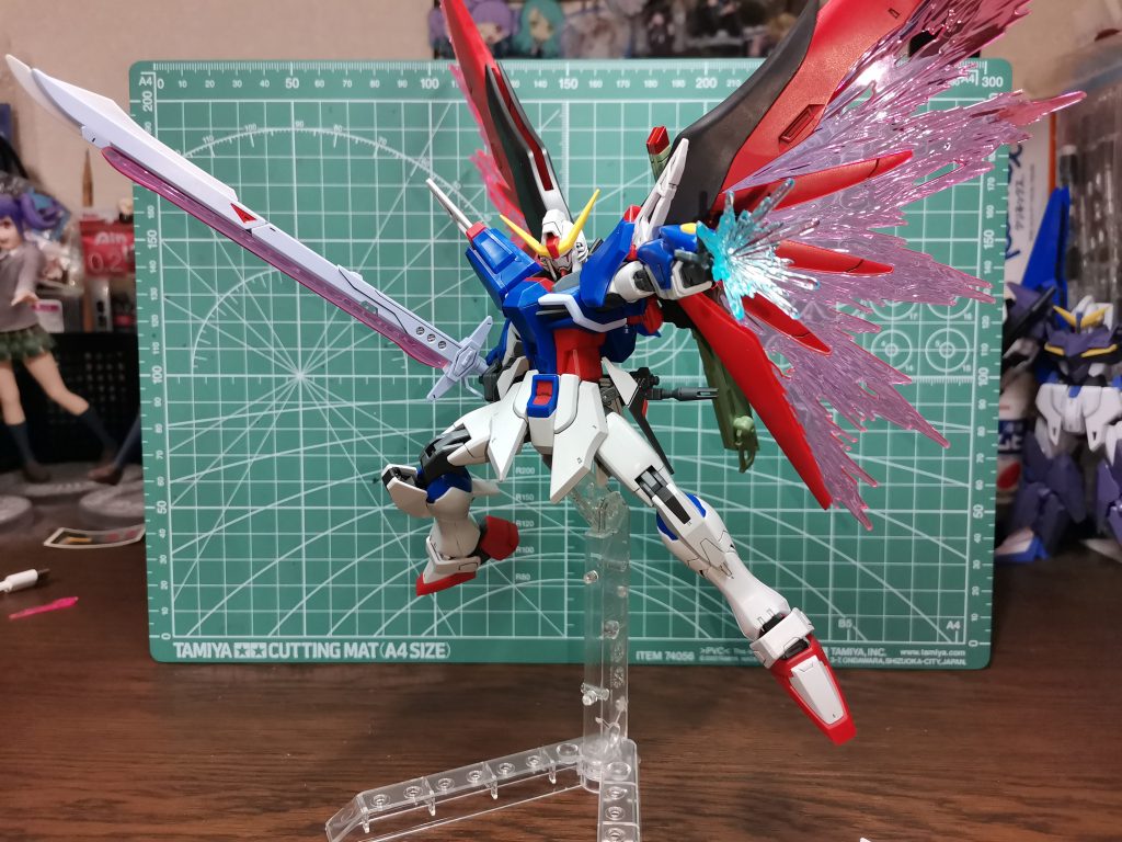 パルマフィオキーラとアロンダイトで今回1番決まってる渾身の写真 なんで顔の赤いパーツ………失くしちゃって………