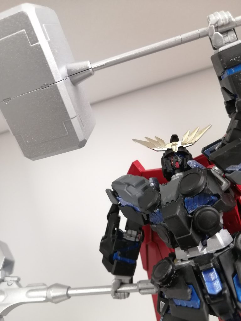 ムジョルニアです。