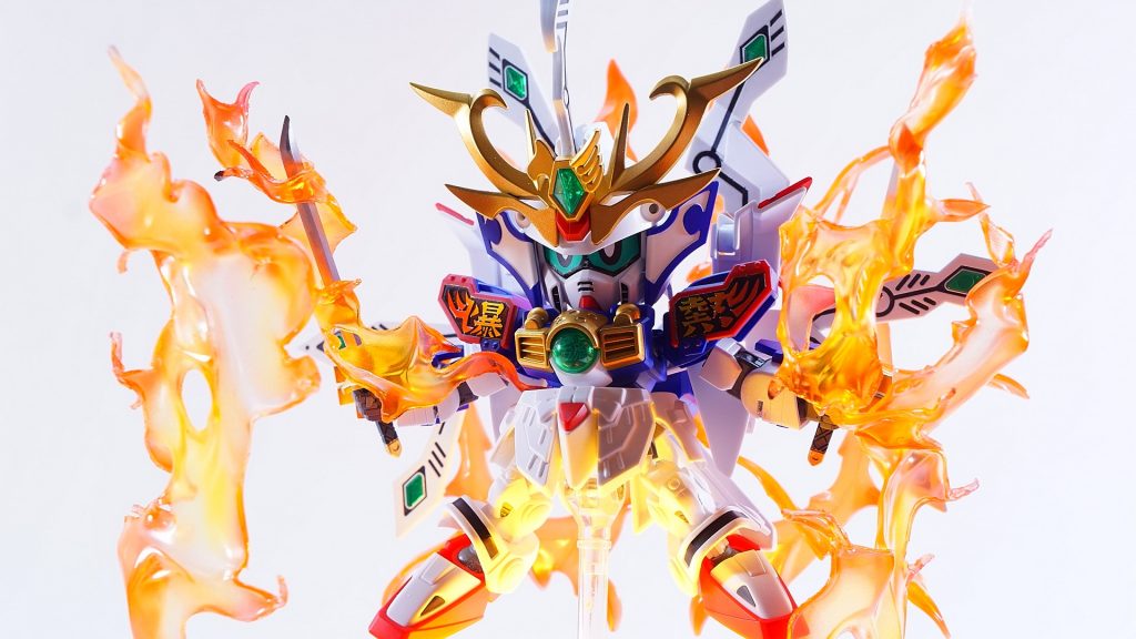 今回の企画は、あくまで普通に作るが目的なので、本体は可動を改善したくらいです。プラ板から炎エフェクトを作成してみました。