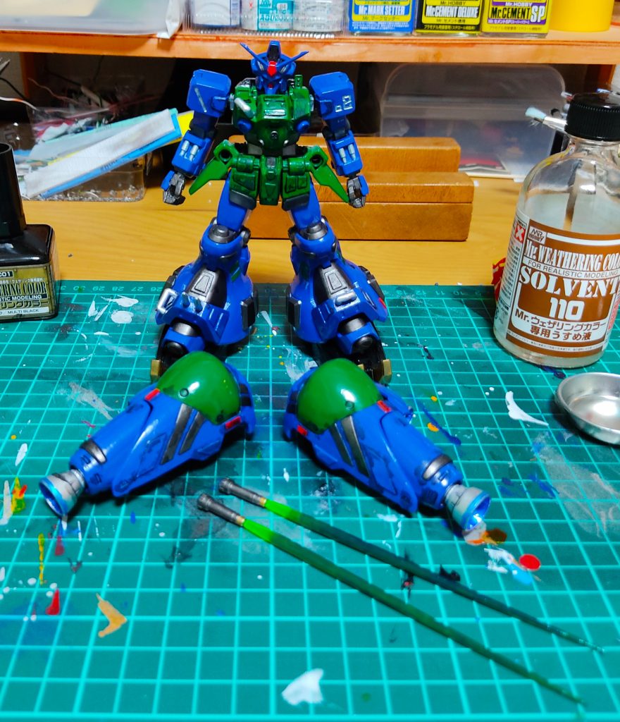 デカール貼り付け前です。