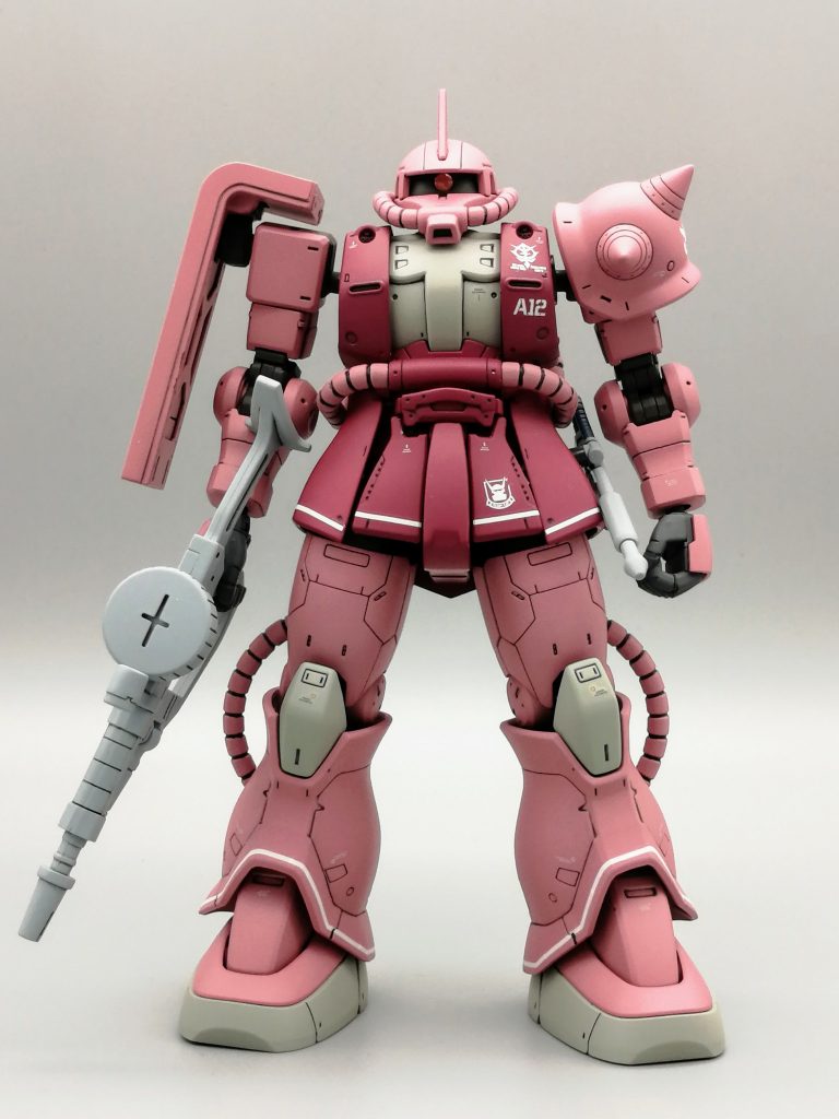 モノアイはウェーブのH・アイズを埋め込みましたが、気持ち上目づかいに(´;ω;`)コンマ数ミリのずれが顔の印象大きく変えますね。