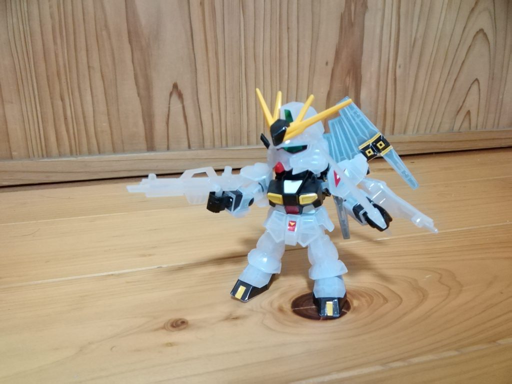 ニューガンダム–4枚目/制作者：アッキー