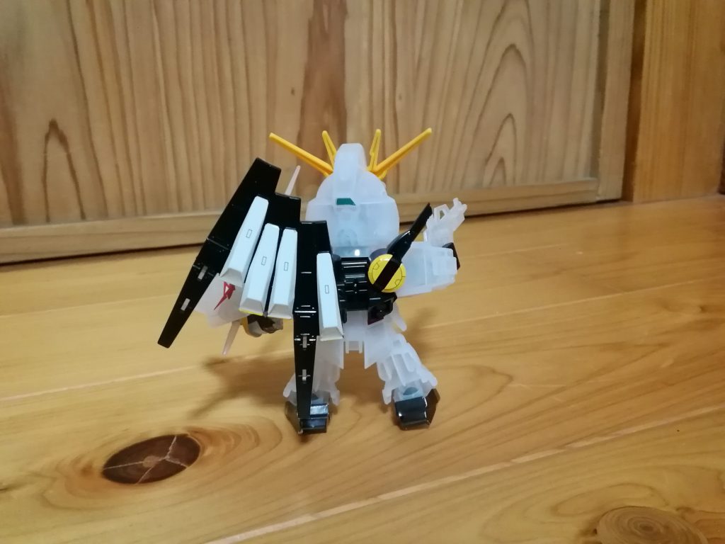 ニューガンダム–5枚目/制作者：アッキー