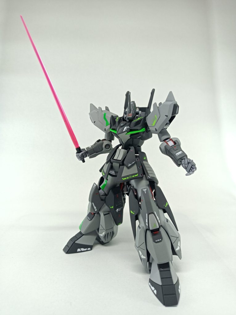 ビームサーベル接近戦用の武装