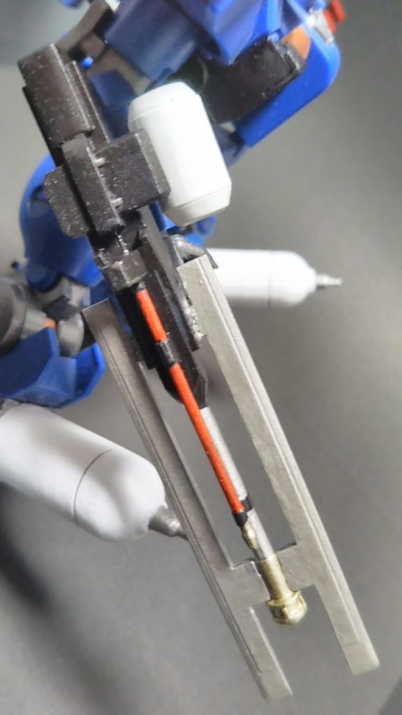 ティエレンは、戦闘機😎　成型色ベースに金属感を加えてみました😅–2枚目/制作者：ひーくんのガンヲタ戦記