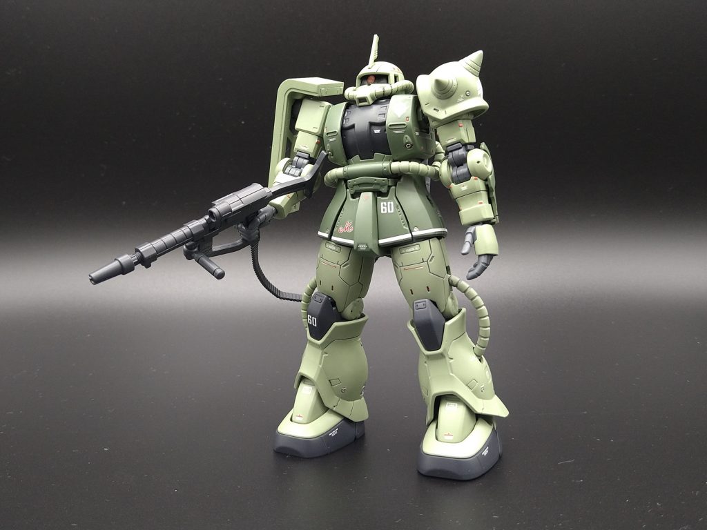 ベルト給弾式マシンガンにしました。胸部は普通な感じにしたので正確にはC-6型ではないのかもね。