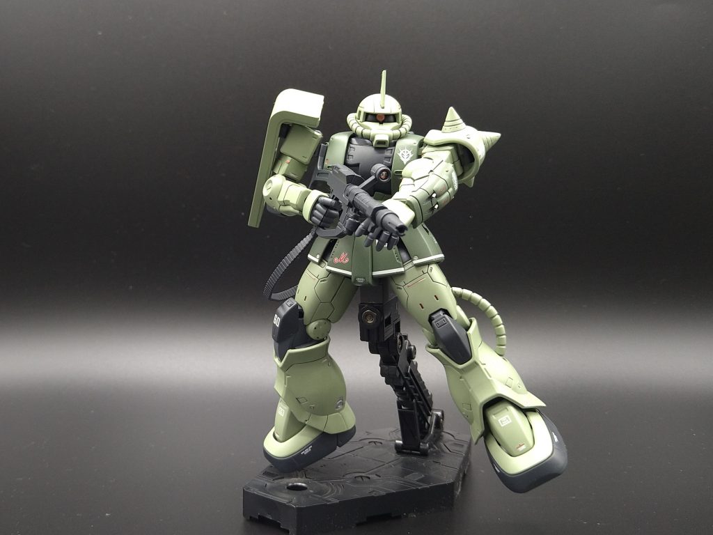 腕に2連装機関砲が追加されています。ガンノズルはメタルパーツにしました。