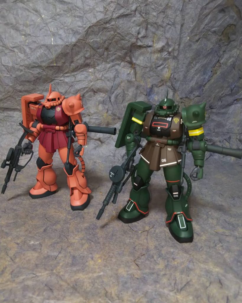 HGUCシャアザクとツーショット