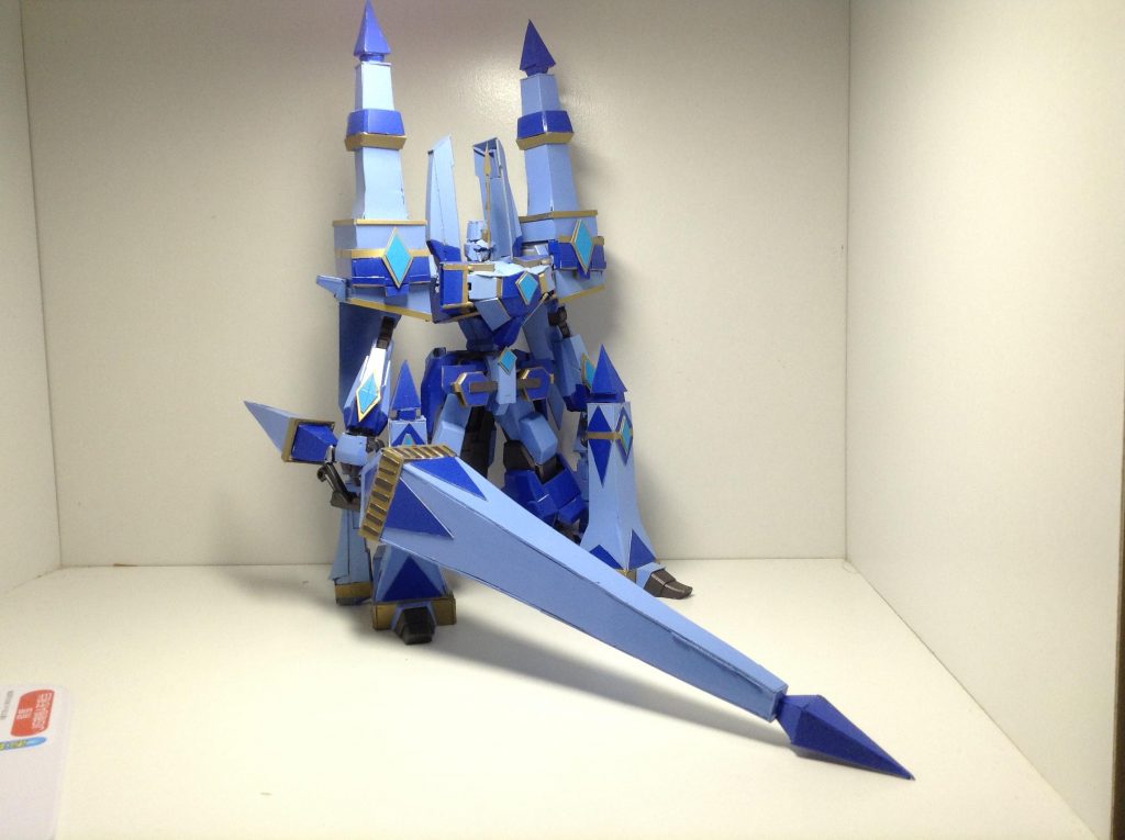 ランス。 設定画よりでかくなりました‥ま、まぁ小さいよりは大きいほうがいいですからね。あと重いです