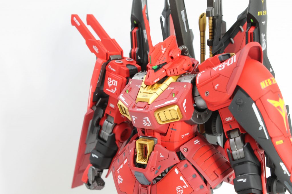 サザビープロトという事でどことなくサザビー寄りにしました。1番悩んだのは動力パイプをつけるかでしたがｗｗ結局つけては外しを繰り返しやめました。