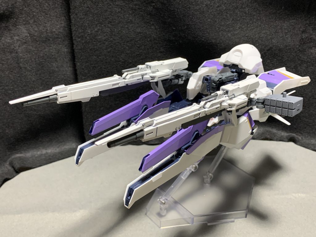 本命のミーティアユニット。模造品のため【フェイク】です。使用キット★ガンダムベース限定クリアーカラーHGUCハイゼンスレイⅡ・ラーの下半身★システムウェポンキット008ハイパーメガランチャー★ボールデンアームズ★バトルアームアームズ