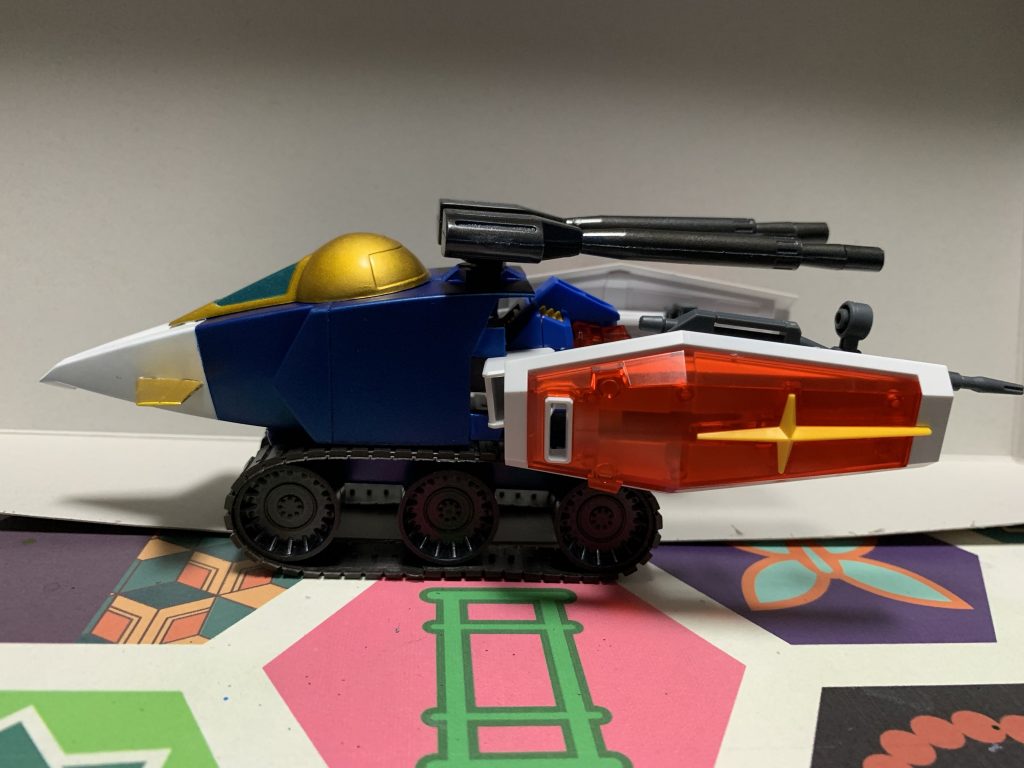 Ｇブルも再現できます♪コアファイターのモールドなどがＥＧにはないので正確にはＧブルイージーに近いですが。しかしＧブルを初めて見た時は、「そっちが前なんかい！！ｗ」とつっこまざるをえませんでしたｗｗｗ予想外の方向に進みはじめるもんですからｗ