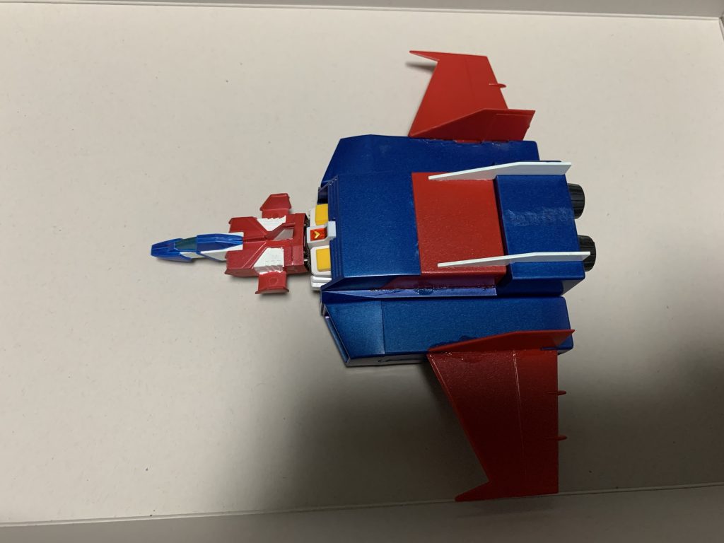 実はGアーマー付属のコアファイターはスケール無視で巨大すぎるので、コアブースター（現時点で未制作のため投稿してません）付属のコアファイターを使ってGスカイを再現。といっても、まだ固定方式がきまっておらず両面テープで一旦くっつけて写真撮っただけなのですが(;^ω^)Gスカイイージーはちょっとむりそうですねぇｗ