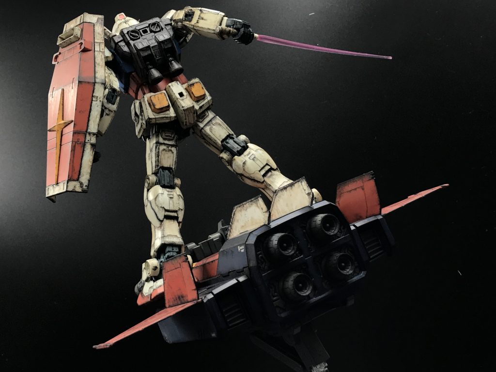 G-FIGHTERはRX-78-2 Ver.2.0との組み合わせだと様々な変形・合体を楽しめますが、今回はVer.OYWとの組み合わせなので乗せることしかできません。。。