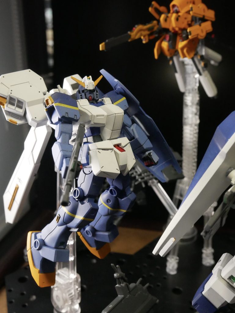 ▲1/200 ヘイズル2号機この子とのちに紹介するビグウィグは黄色のラインをどう再現するか頭を抱えました。結論としてラインデカールを使用しましたが、なかなか雰囲気が出た気がしますね。