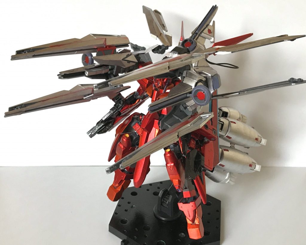 砲撃型のピストラモードⅡです。Ⅰよりも砲身が大型化し火力が増大。精密射撃はどこへやら、立派な砲撃機になりました。