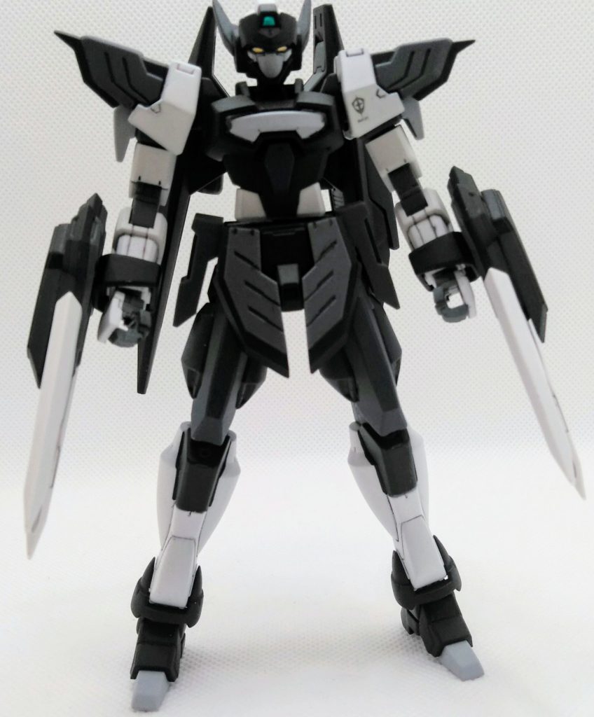 真正面。Gサイフォスの肩やリアアーマーを強化装甲と見立てて塗装しました。メイン武装シールドライフルビームサーベルニードルガン