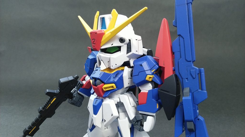 シールドの凸部分を取り外しできるようにして、ハイパーメガランチャーを差し換えられるようにしました。