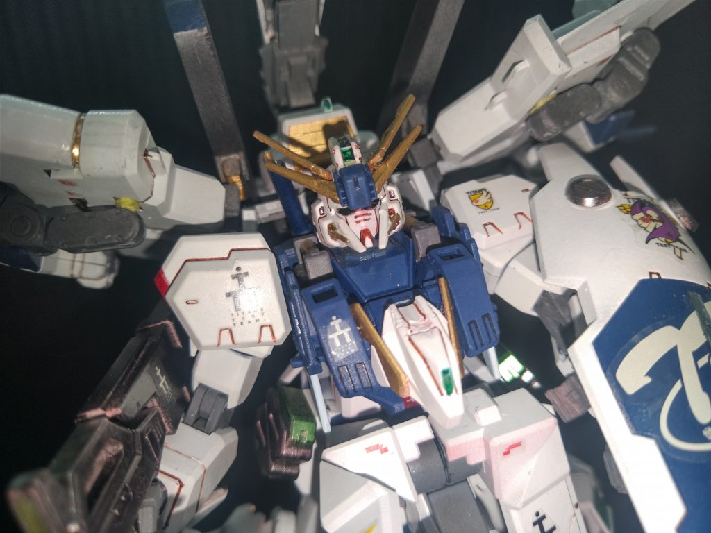 顔アップ。角増やして頬をプラ板で延長しただけでかなりイメージ変わりますね(*´ー`*)