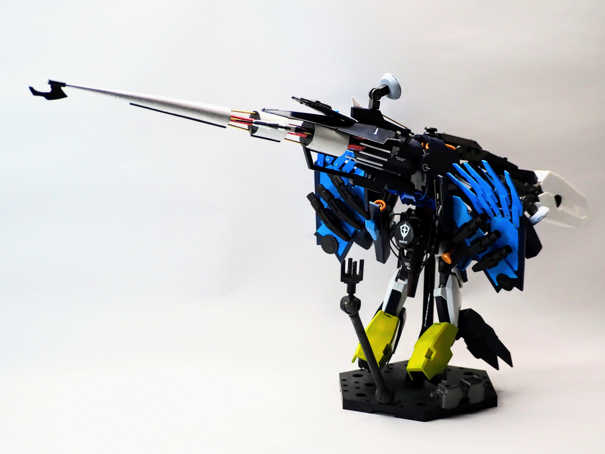 神殺しの力を宿したage2ガンダム Dionea Scarletさんのガンプラ作品 Gunsta ガンスタ