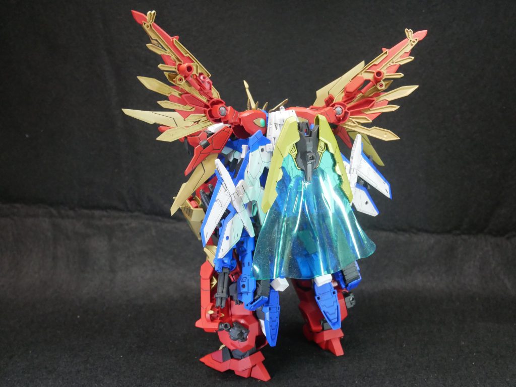 「『超核心合体!グレートコアブレイヴァー!!』」はい、合体してもらいました。今回は最初からグレート合体ができるガンプラを目指して制作したのですが、合体ギミックとプロポーションの維持の両立はとっても難しい!まあ、最終的に大分余剰パーツがでる形にはなりましたがなんとかそれっぽくなったかなと思います。