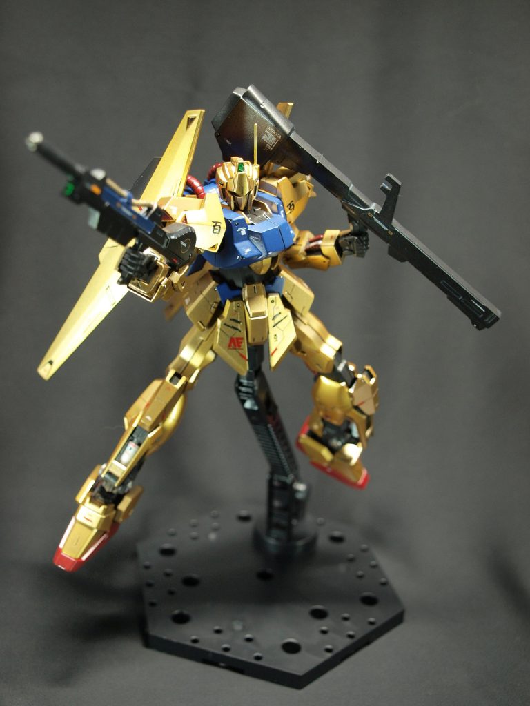 ビームライフルとバズーカ持ち替えて