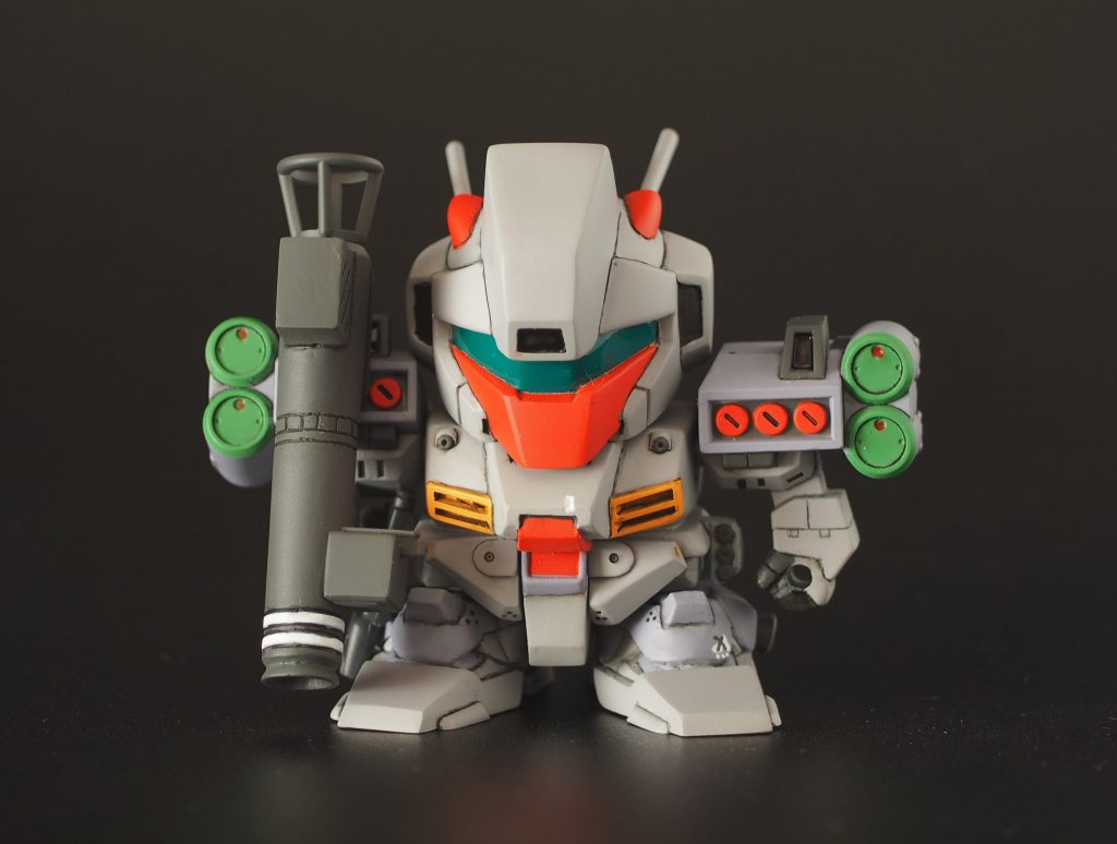 頭のアンテナ基部はリガズィから。あとはエポパテとプラ板。頭はほぼエポパテ。