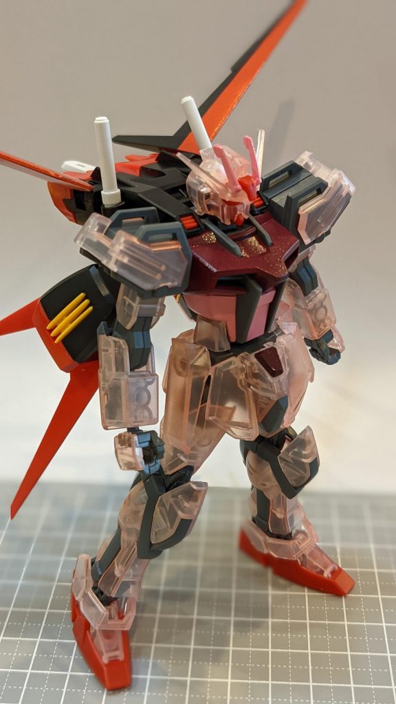 積みプラから急ぎエールストライカーを持ってきて装着