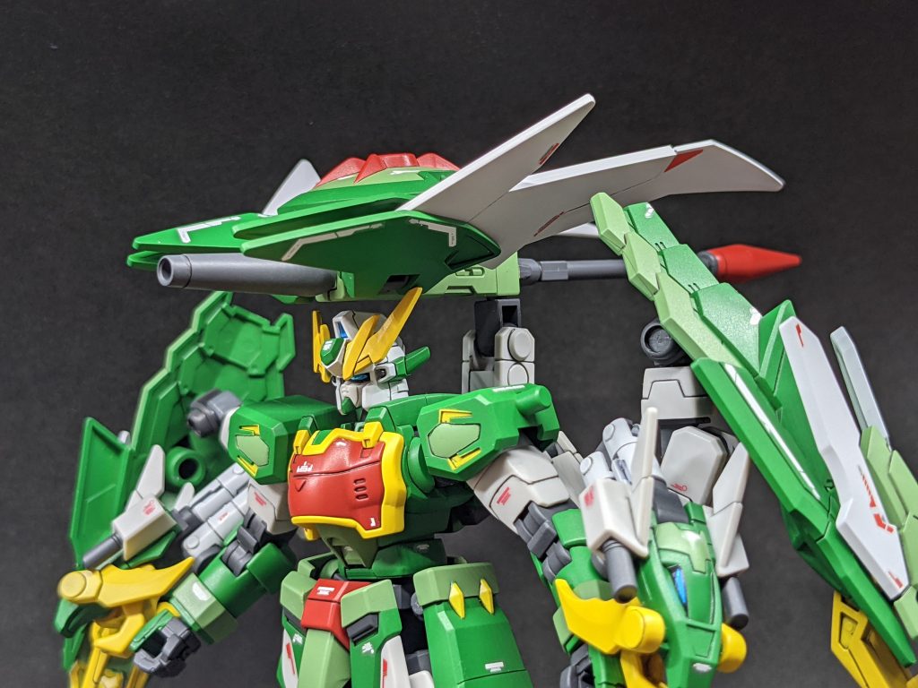 アルトロンTV版の様にビームキャノンも搭載