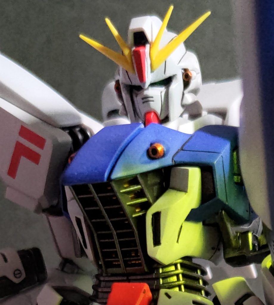 目つき悪くしてみた。