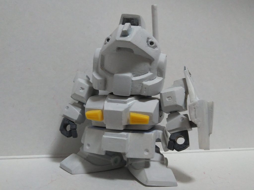 ほぼ出来てアクリジョンベースカラーを塗ったところ。この後胸ダクトを変更しています。