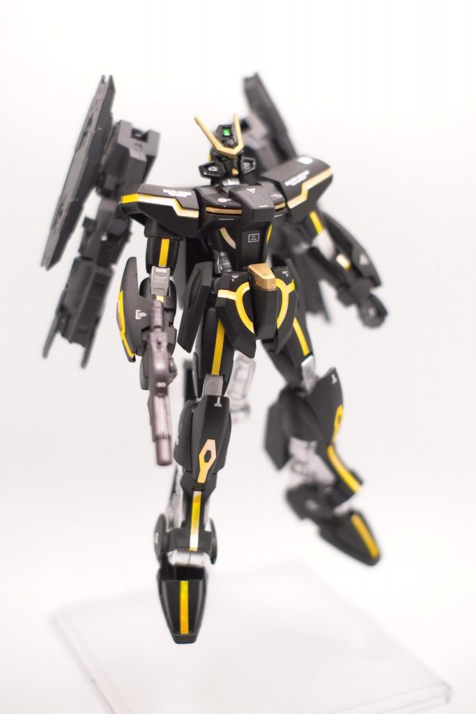 スターゲイザーの存在意義の9割を占める輪っかがないのが寂しいので、試みに30MMのブースターを背負わせてみました。