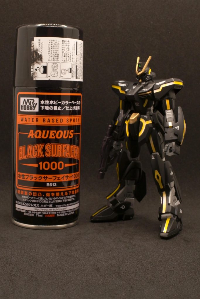 今回は水性ブラックサーフェイサーの実験みたいなものでした。ランナーごと雑に黒サフ吹いてそのまま仕上げ。メチャクチャキレイでマットな黒が発色しますのでそのままでも全然アリだと思います。