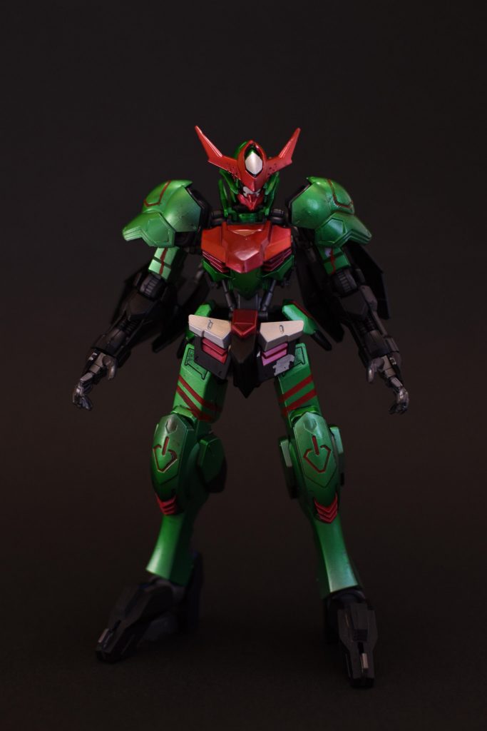 前面太ももの赤のライン頑張りました